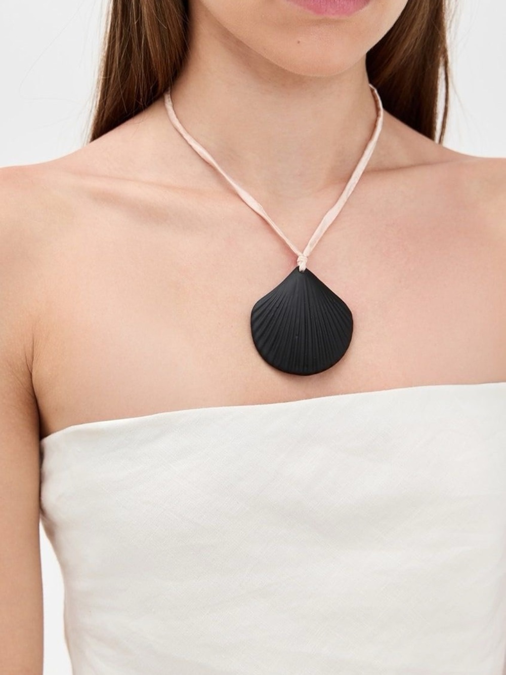 Heaven Mayhem Shell Necklace